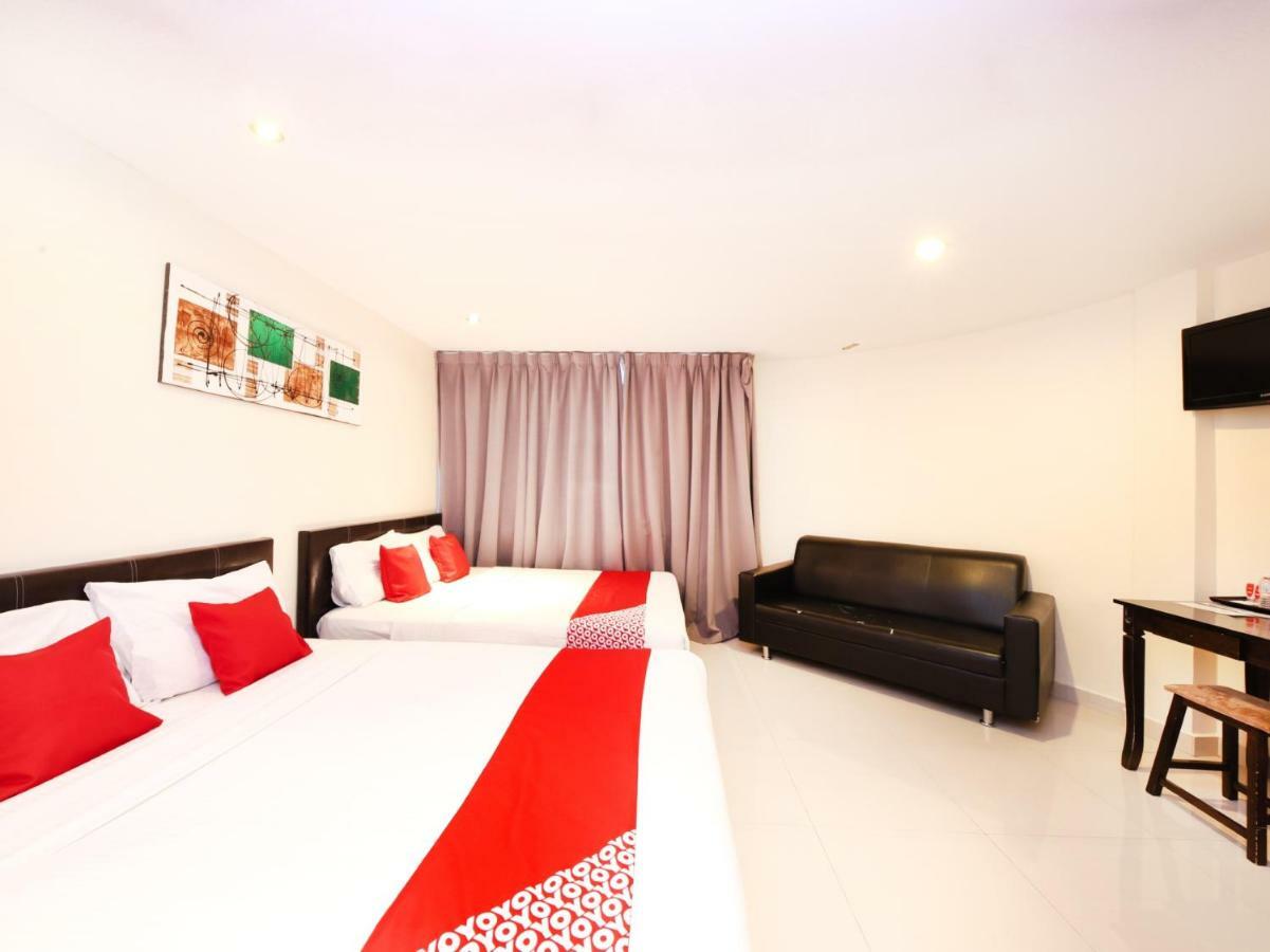Oyo 786 The Citilite Hotel Kuantan Exteriör bild