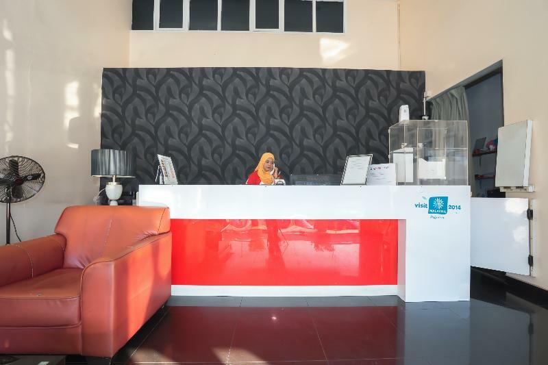 Oyo 786 The Citilite Hotel Kuantan Exteriör bild